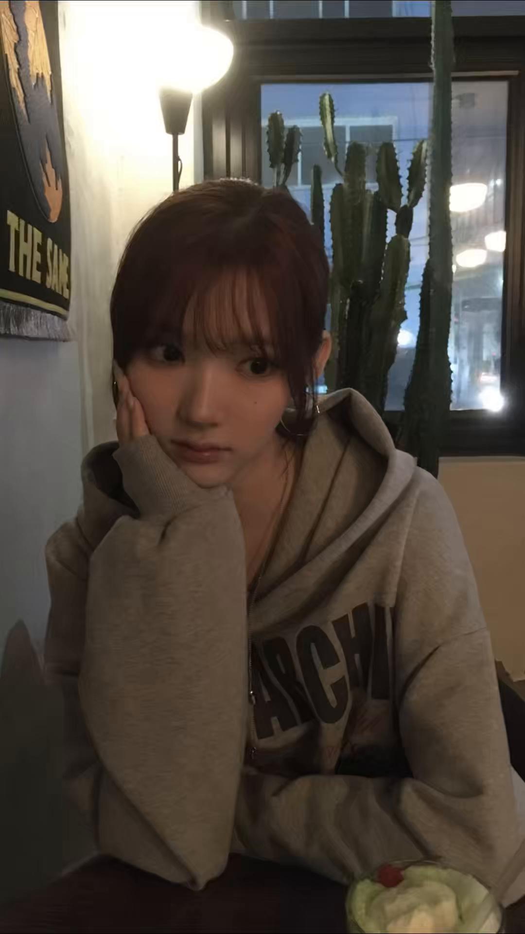 @T