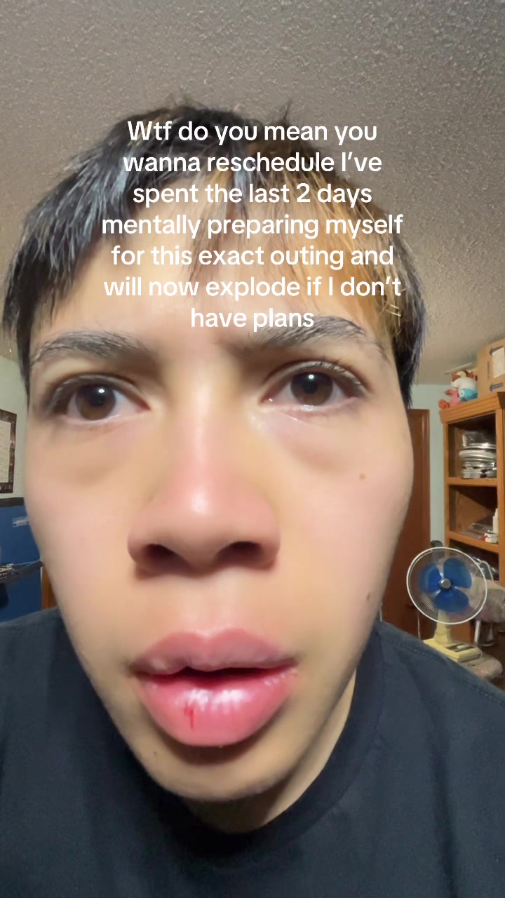 @Feura