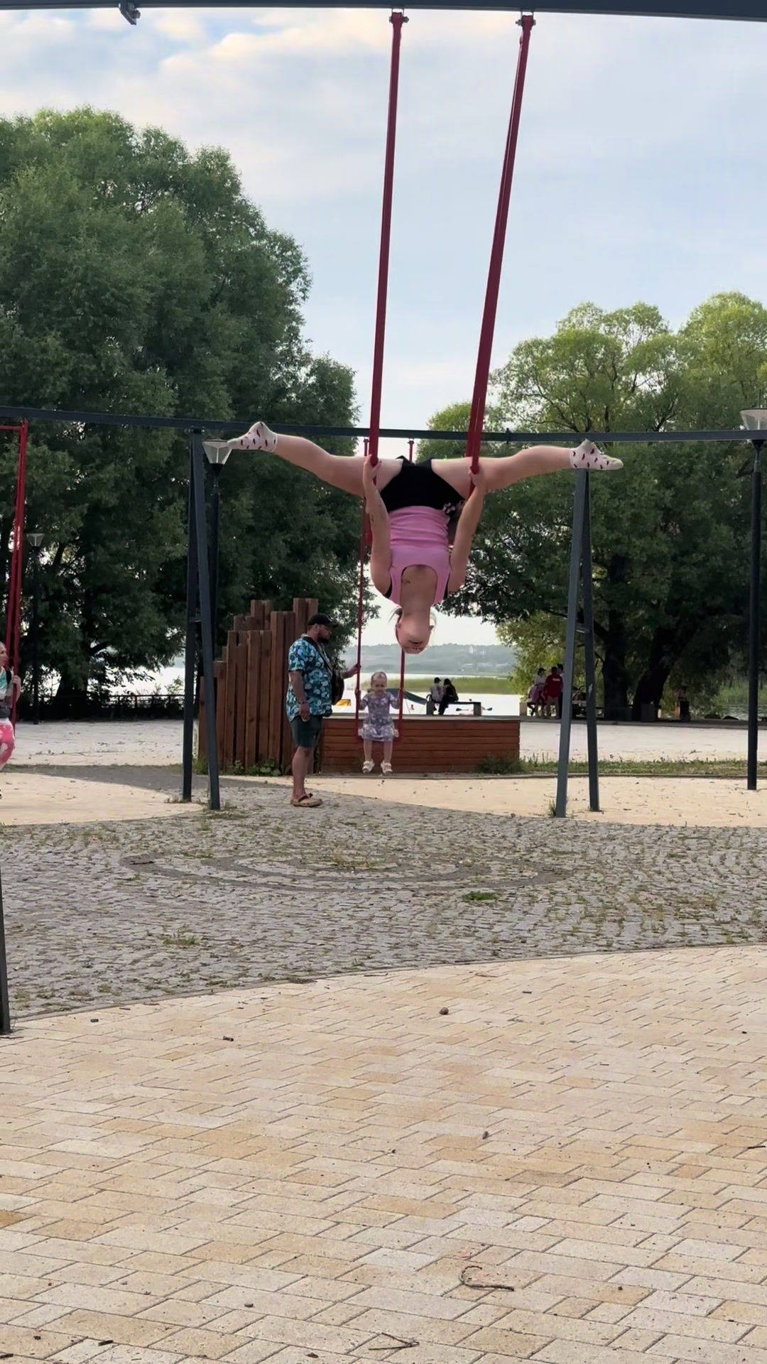 @Дашулька❤️