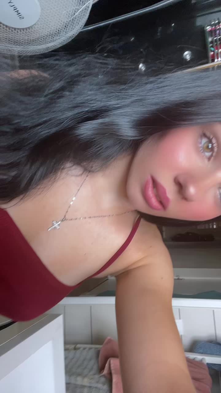 @𝕰𝖑𝖊.𝖓𝖆