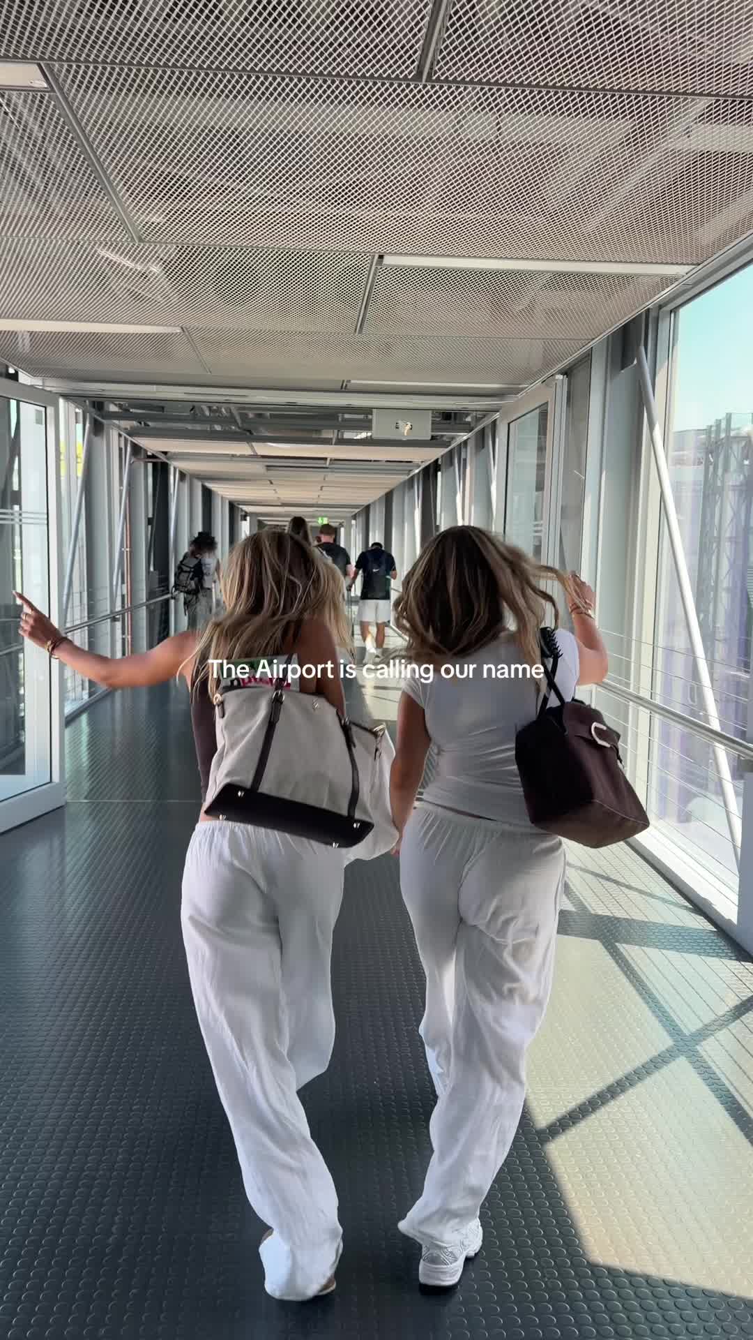 @louisaasfn