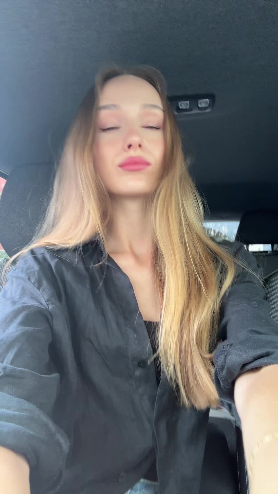 @elise