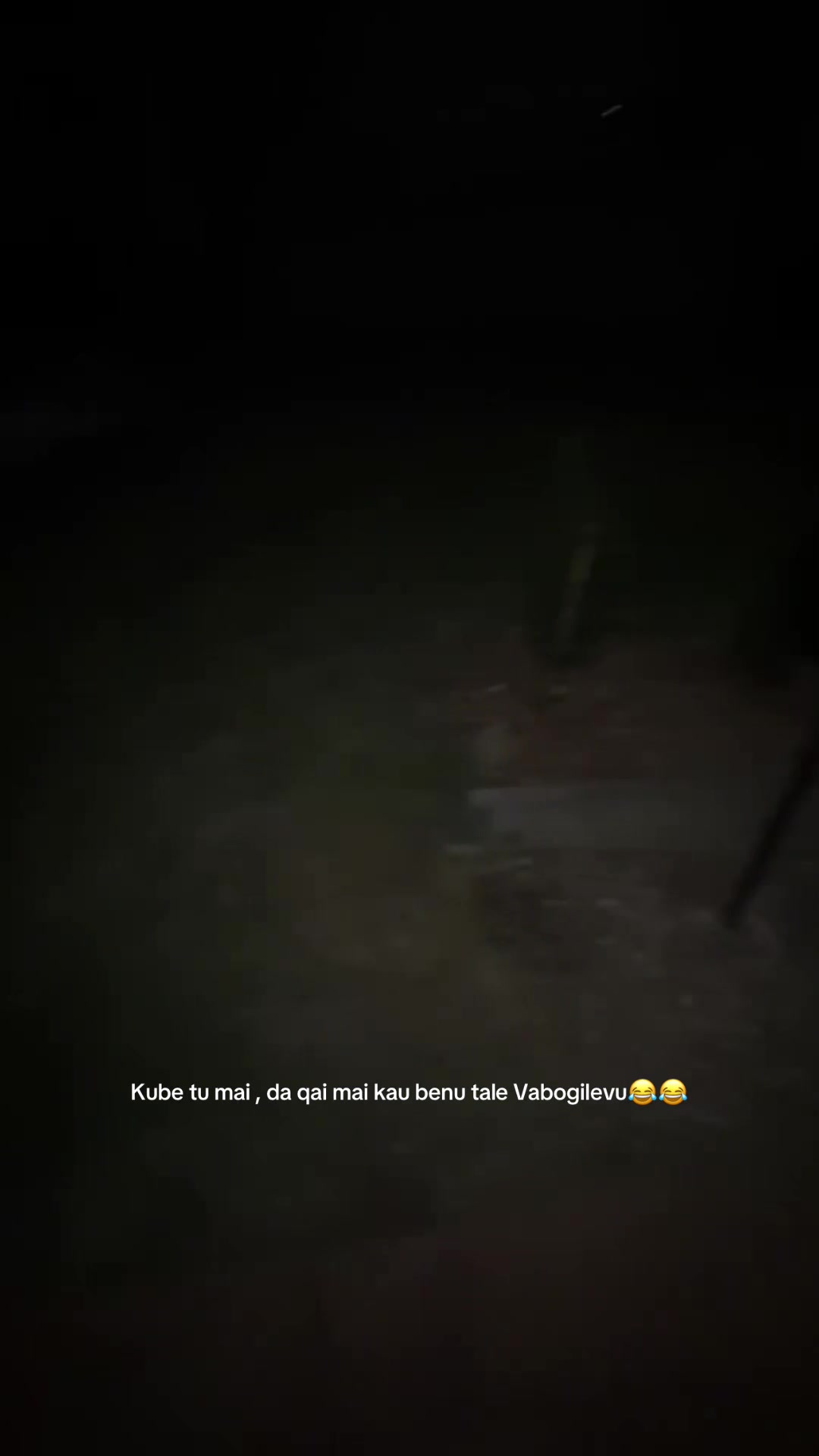@Lui_.