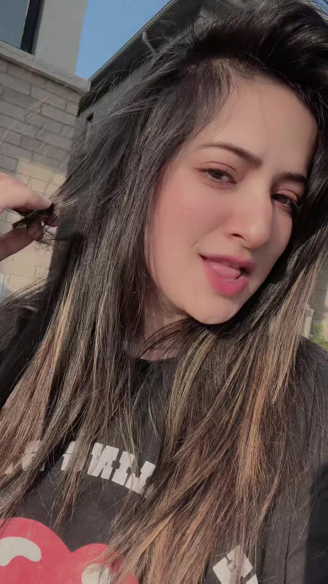 @shineshaina5