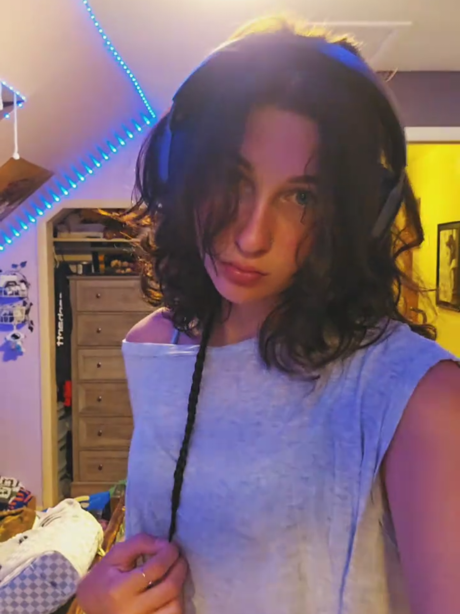 @Aryisspiderman