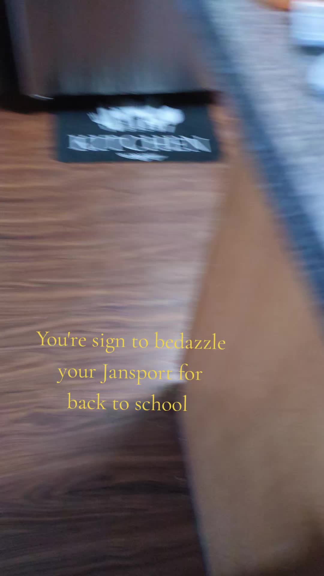 @⋆˚꩜。𝓑𝓮𝓮⋆🐾⋆ᶻ 𝗓 𐰁