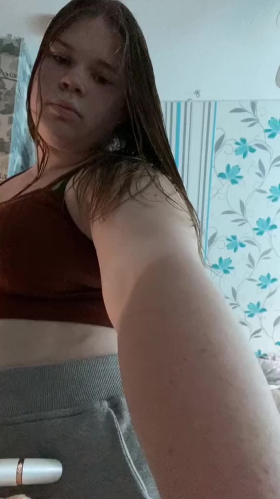 @KinderJoy_von_Joy