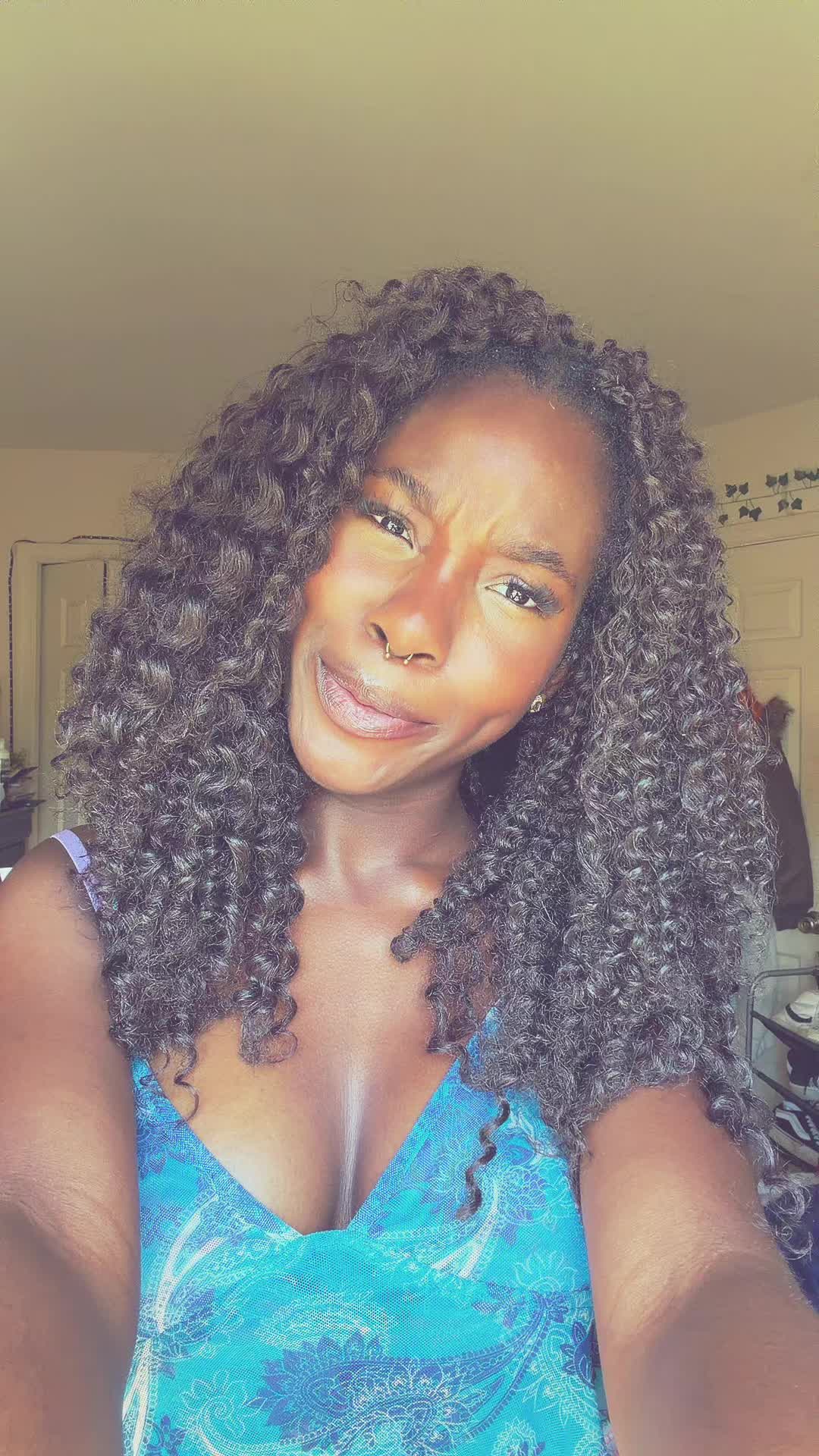 @unsimplydara