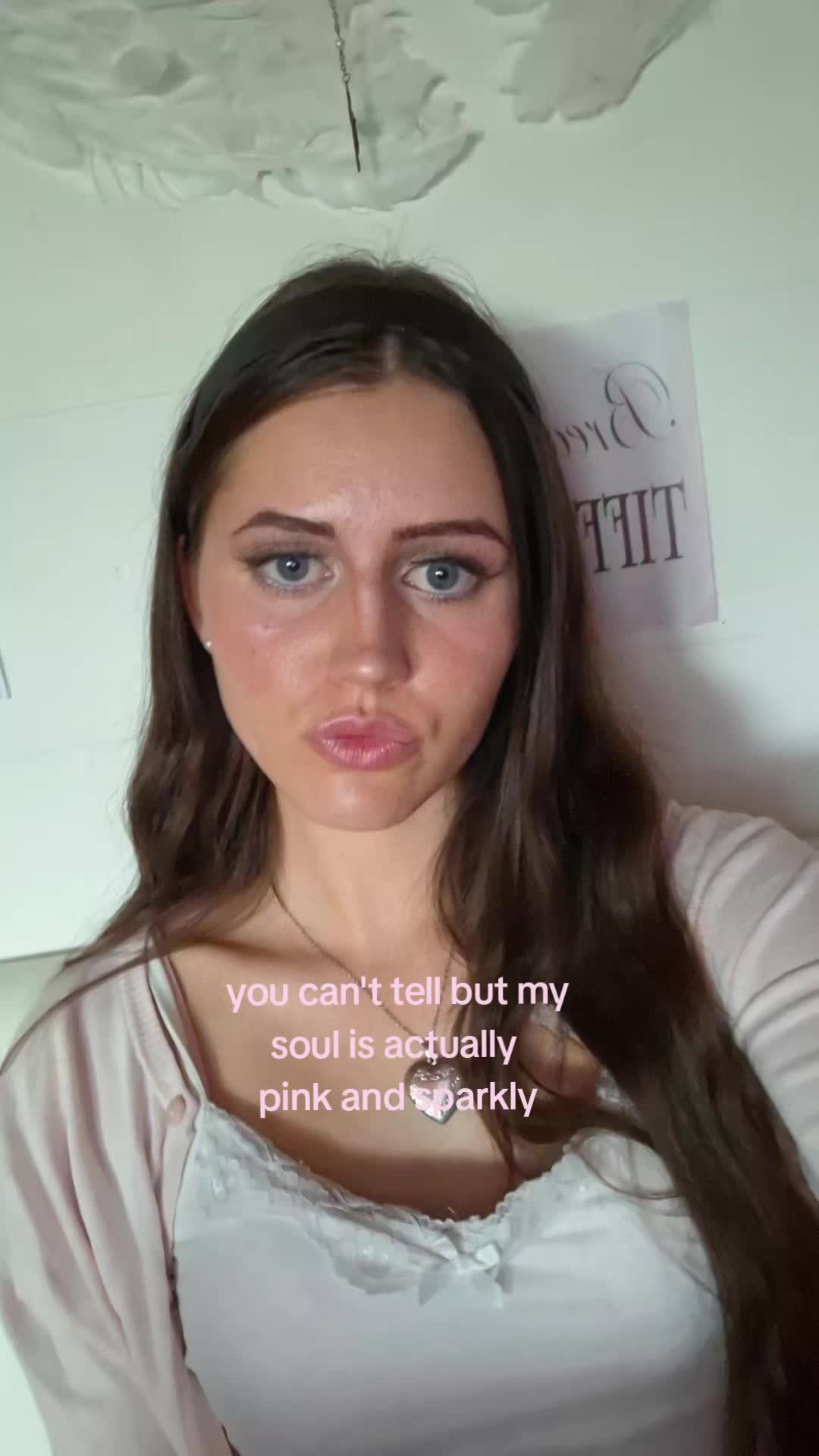 @Pinkish_pomegranate🩷🧁