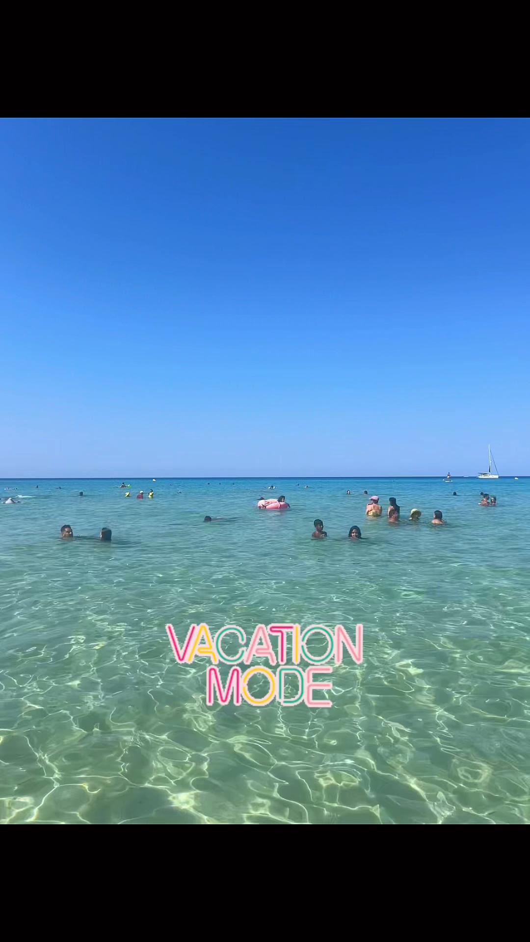@hollstarlife