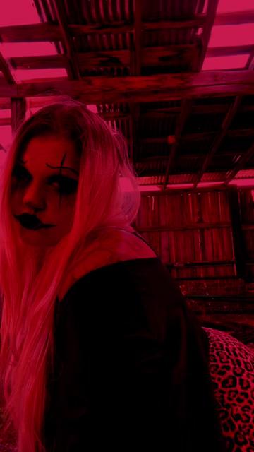 @🎪🔪A girl named Drool🔪🎪