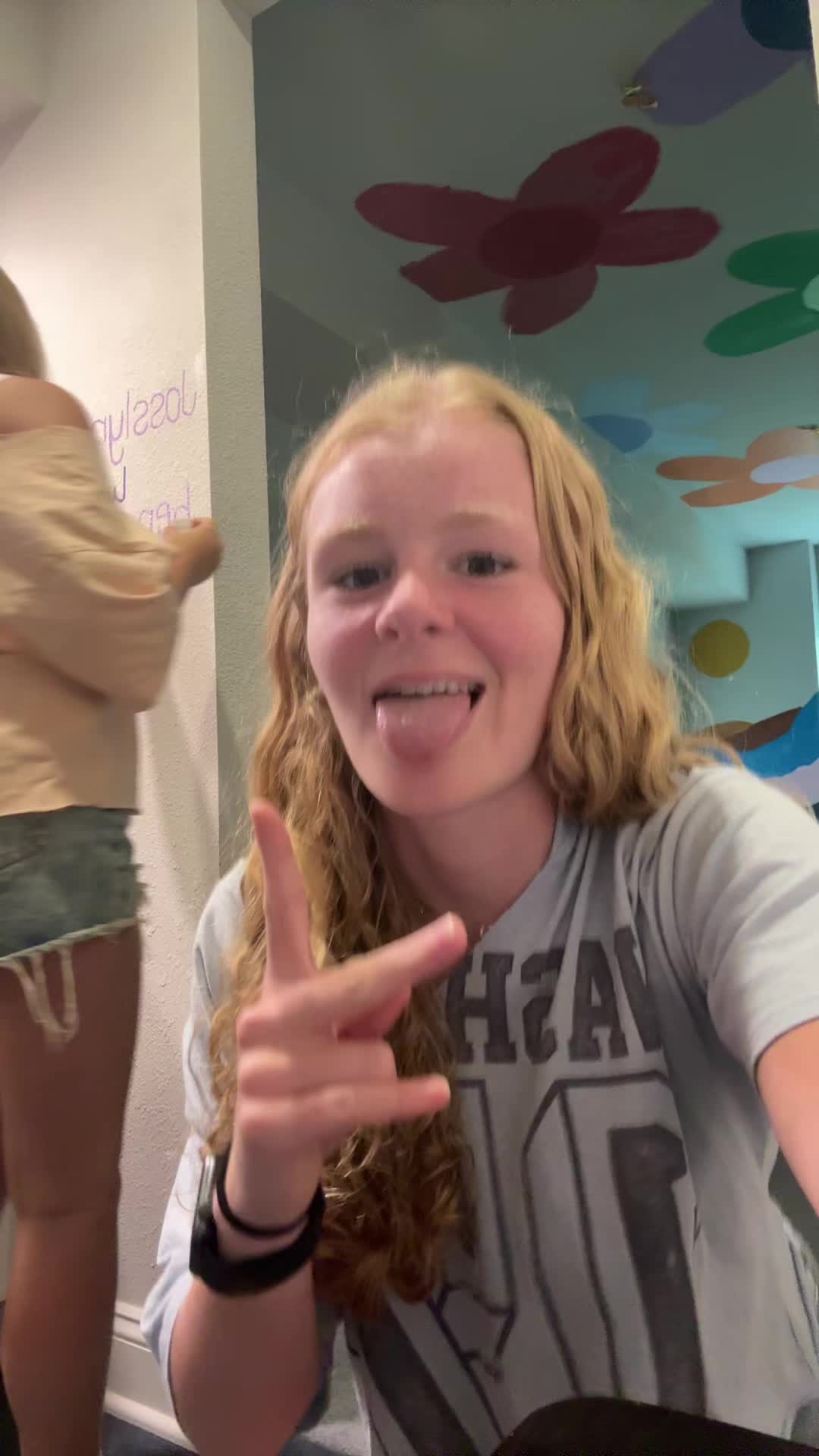 @Josslyn