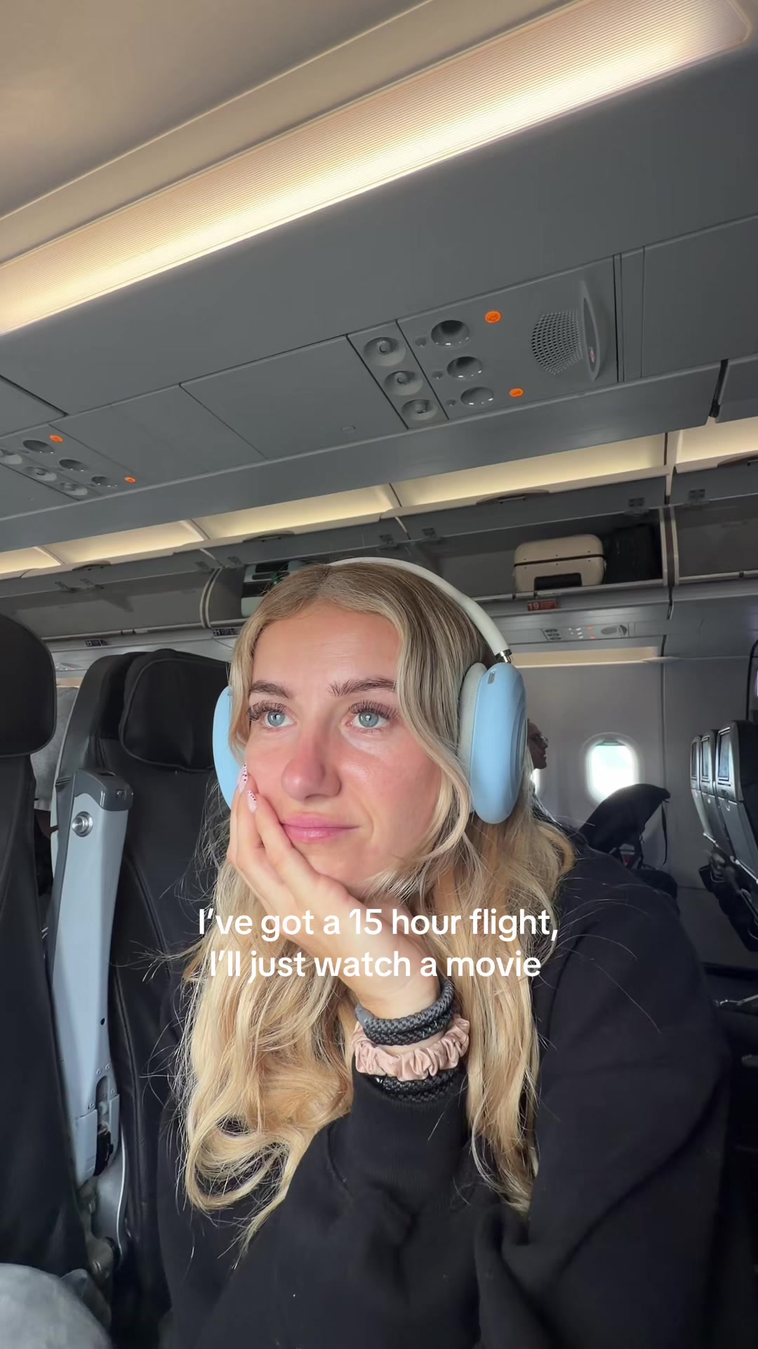 @Victoria 🦋