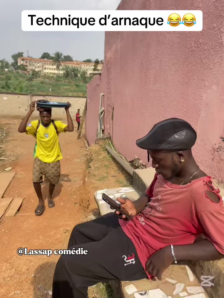 @lassap Com&eacute;die