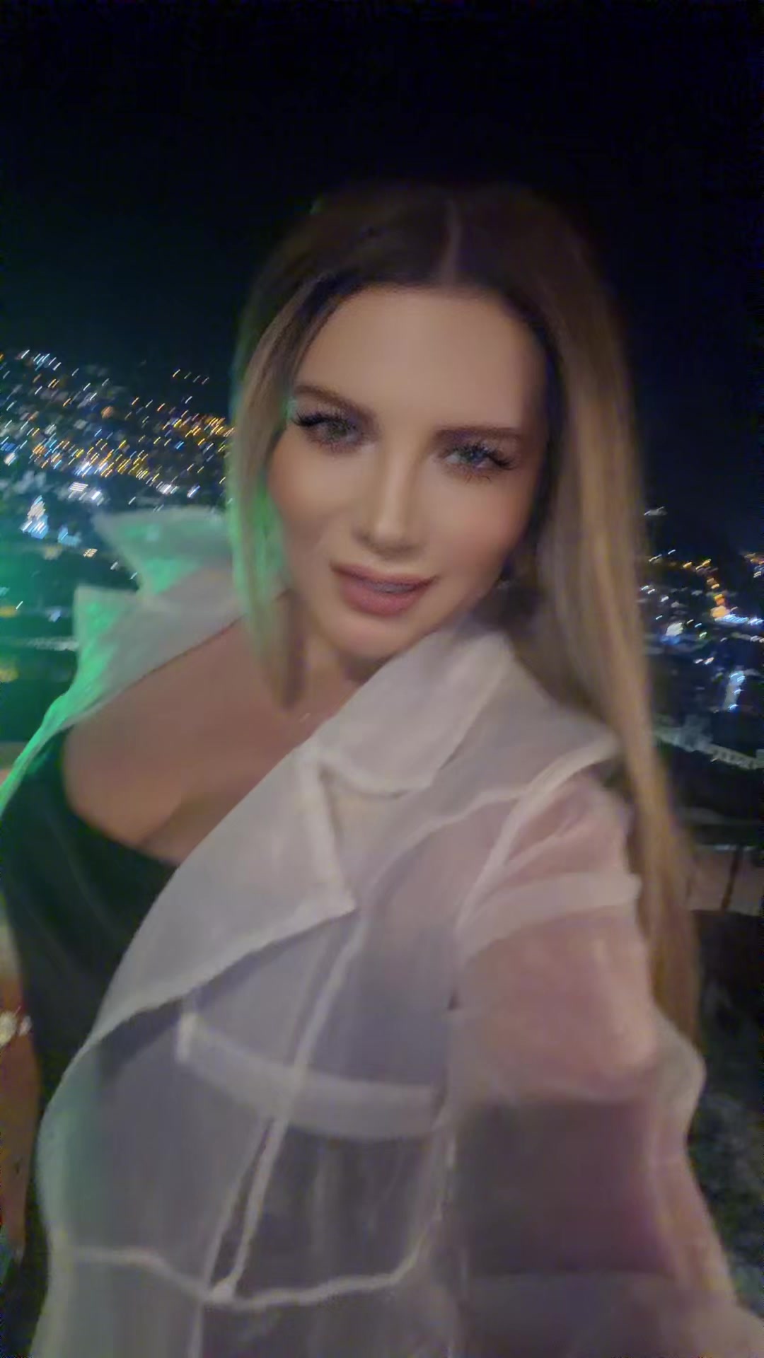 @Anna Karyna