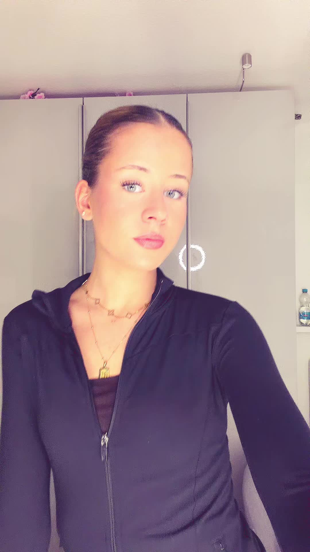 @lauraa_lckk