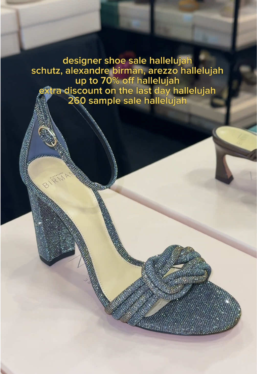 @260SampleSale