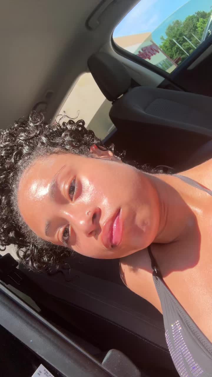 @angrystrawberryaddict