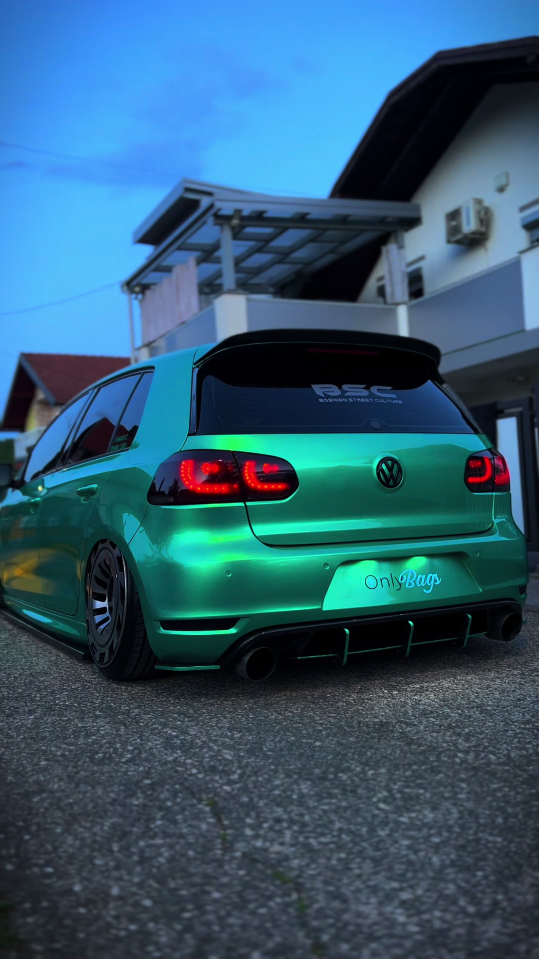 @MK6_555