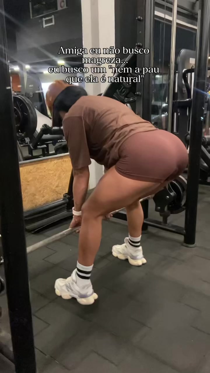 @lariFreitas