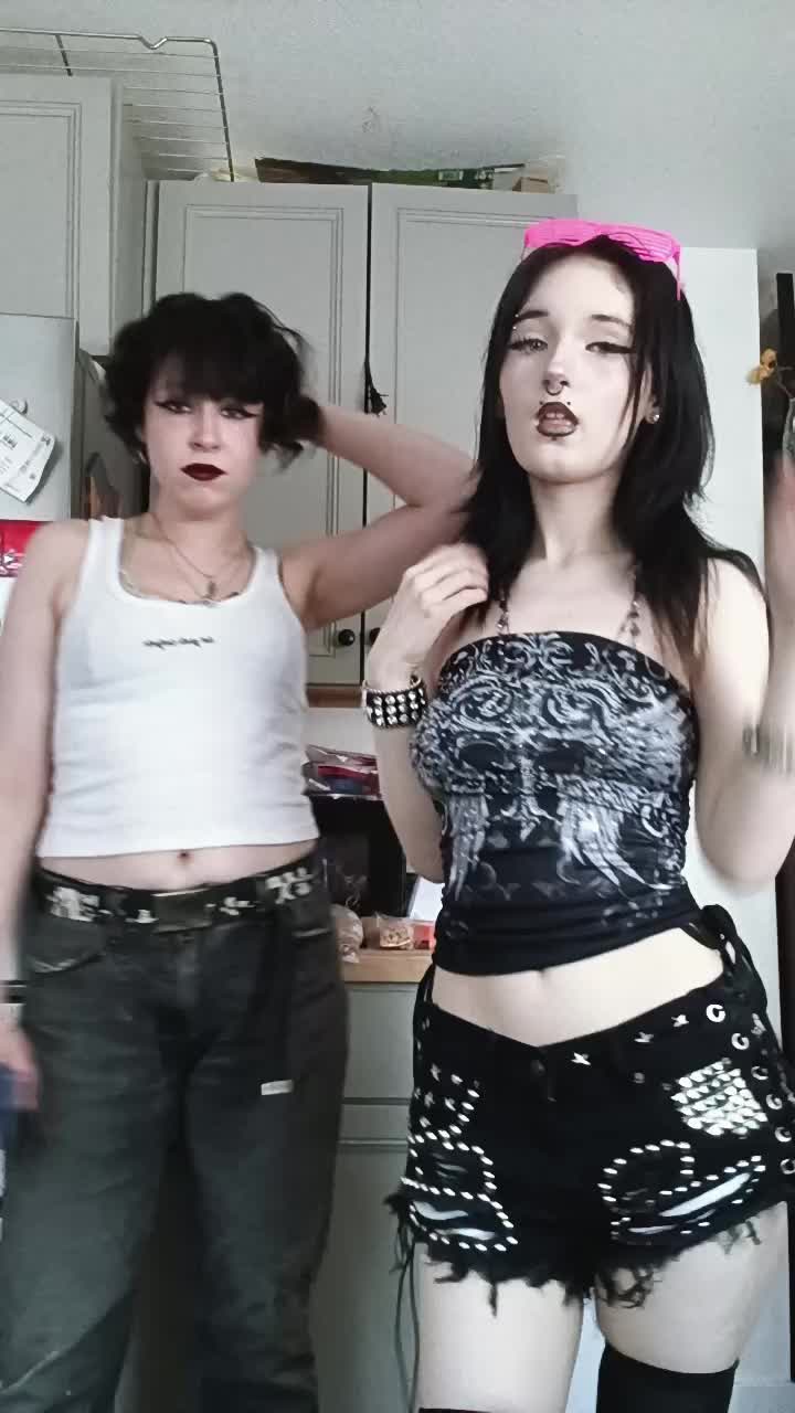 @Aianamedeiros