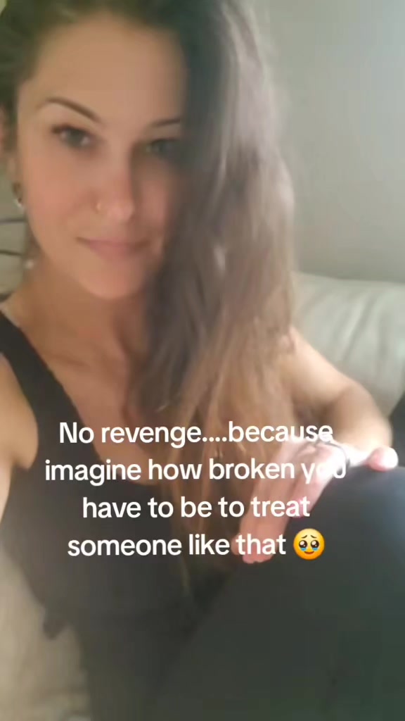 @Aprilnicole
