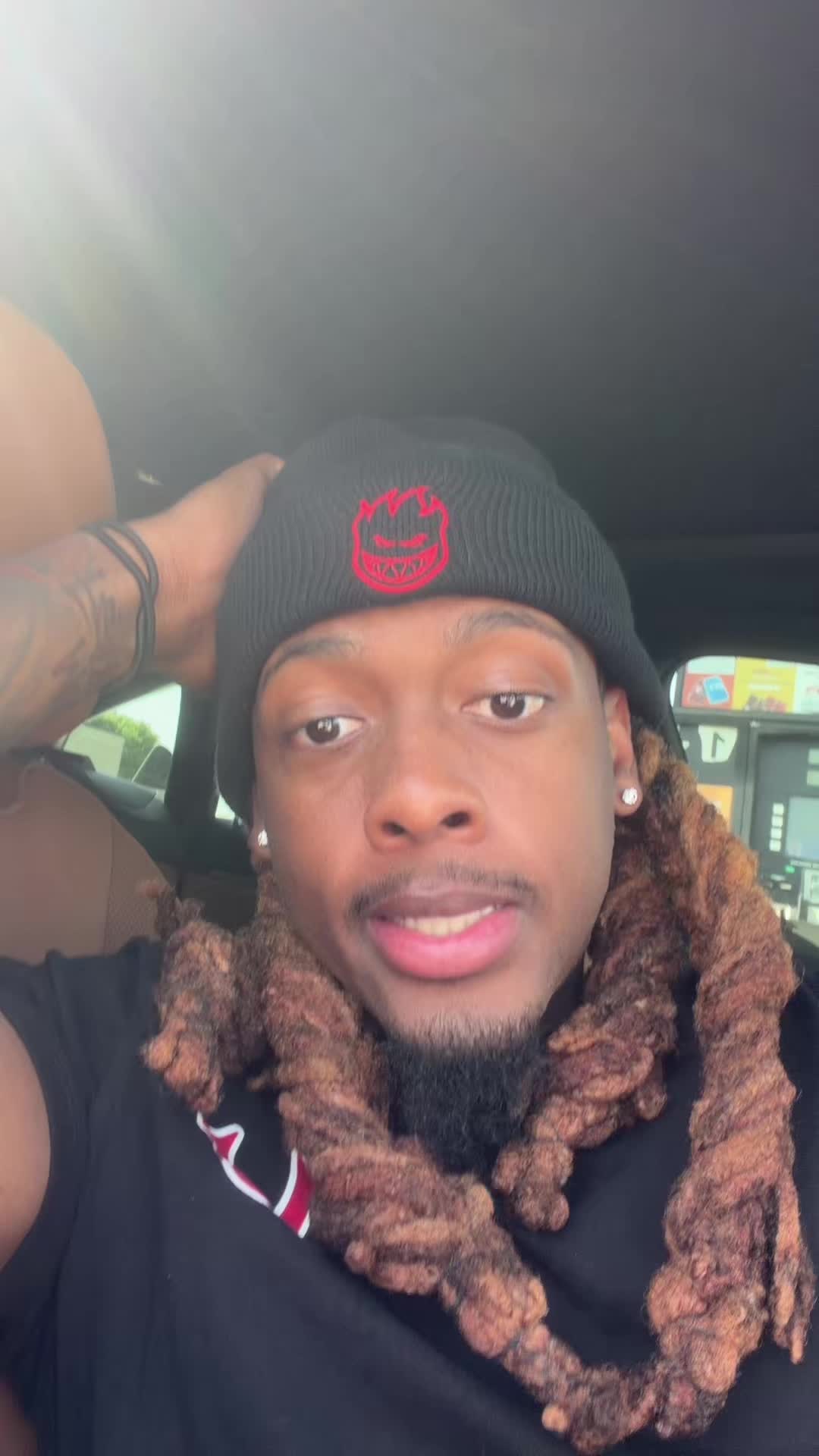 @notmvkecurry