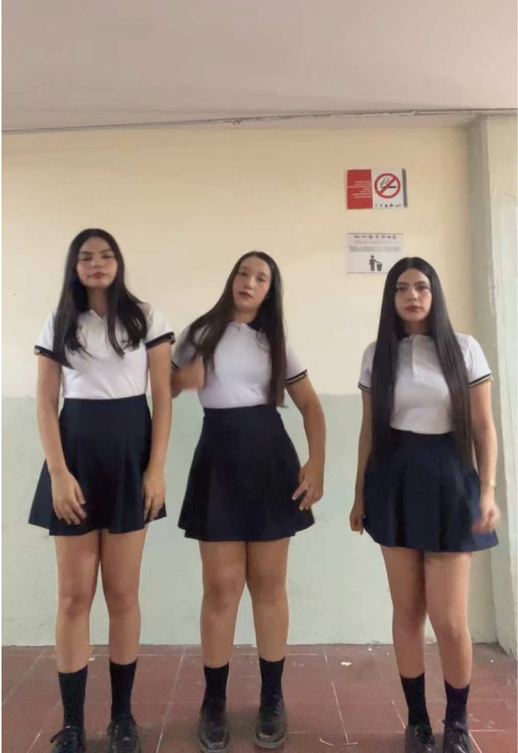 @𝐌𝐞𝐥𝐚𝐧𝐲