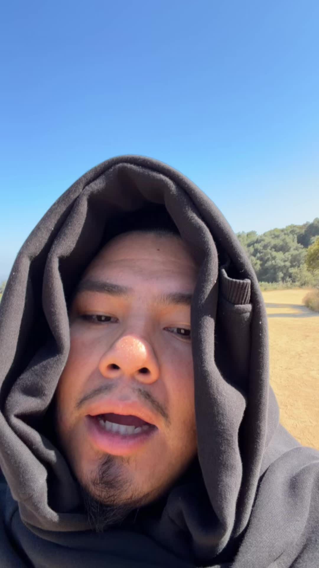 @DoKnows_