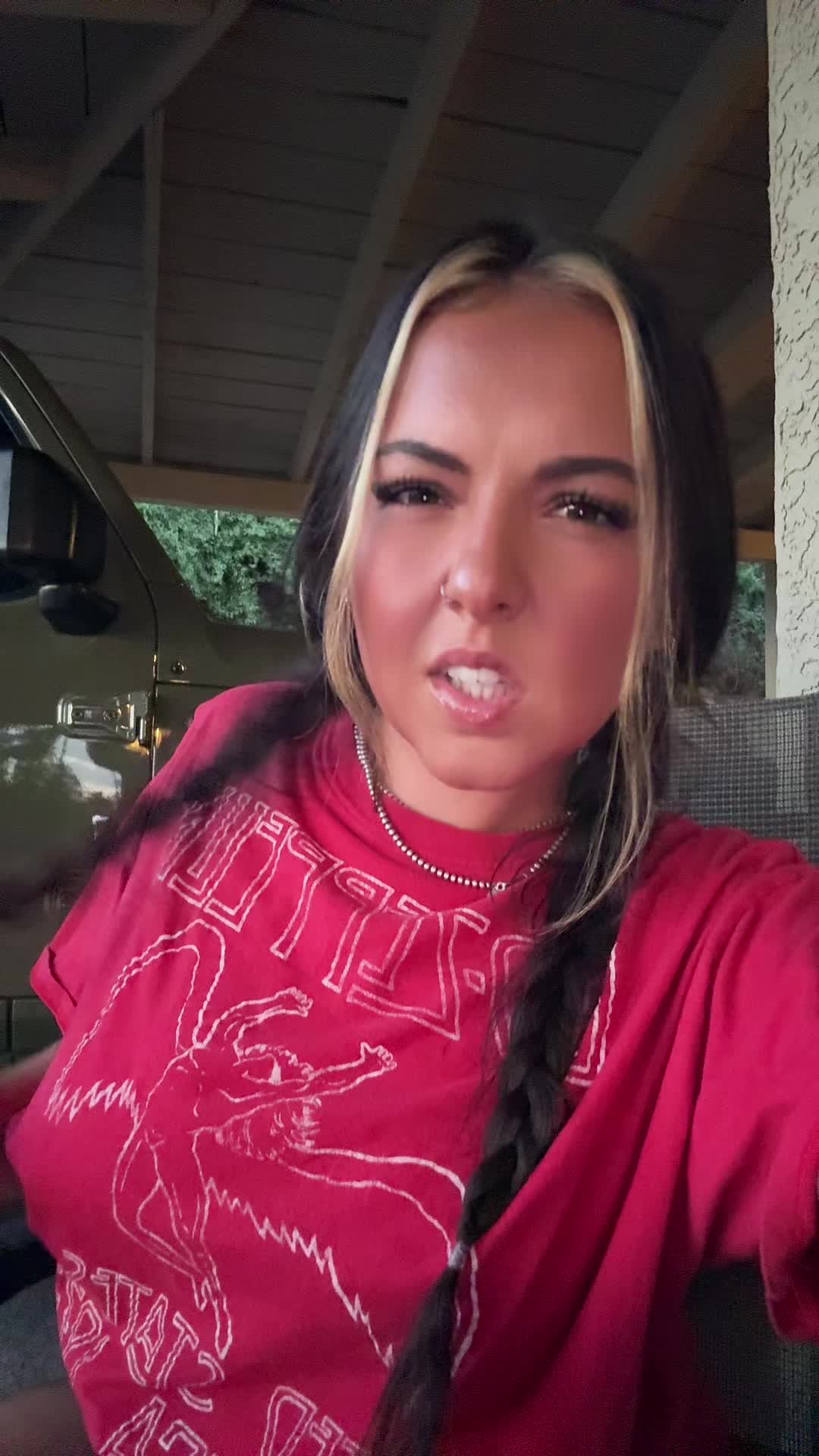 @pikivids_
