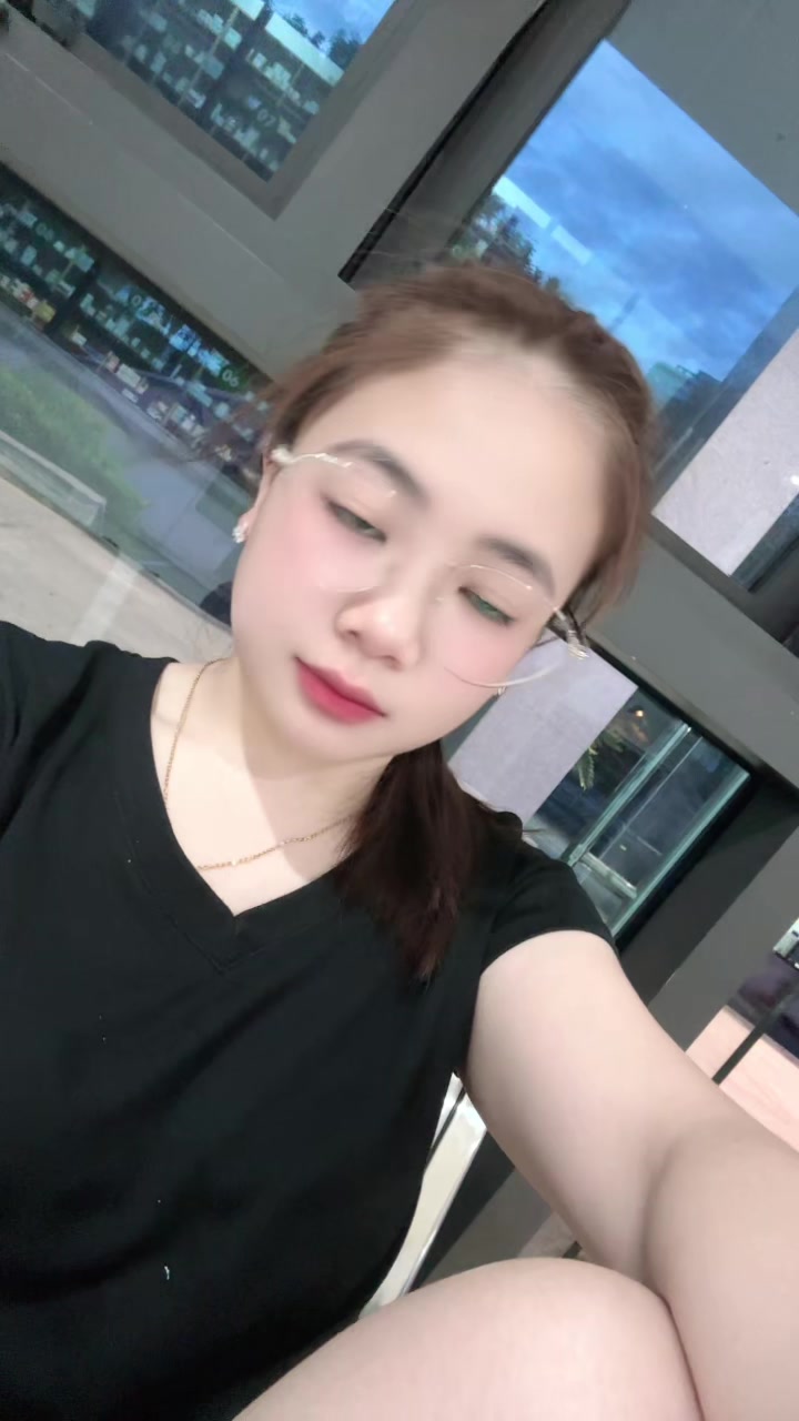 @Lina 🇻🇳