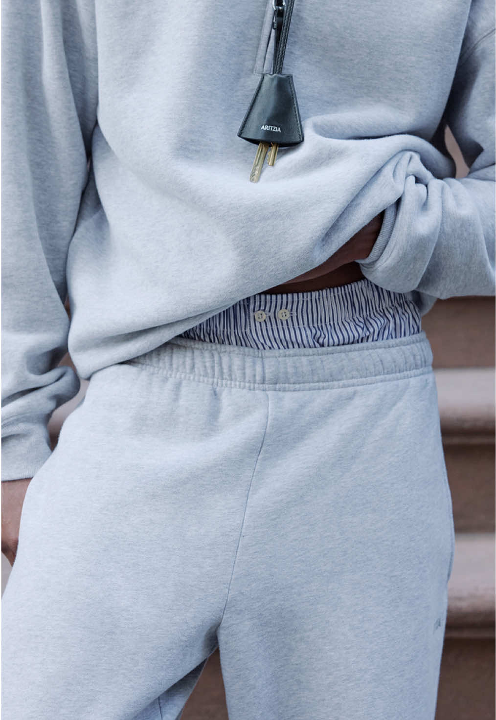 @Aritzia