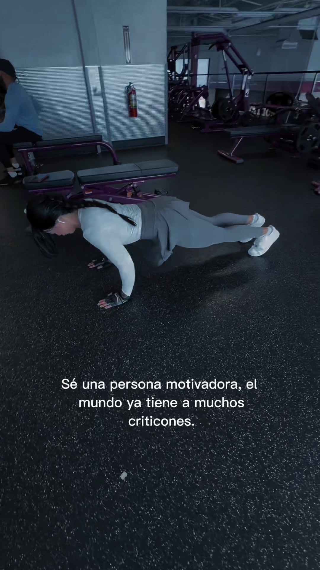 @𝐒𝐲𝐥𝐯𝐢𝐚 𝐑𝐞𝐲𝐞𝐬 ✨