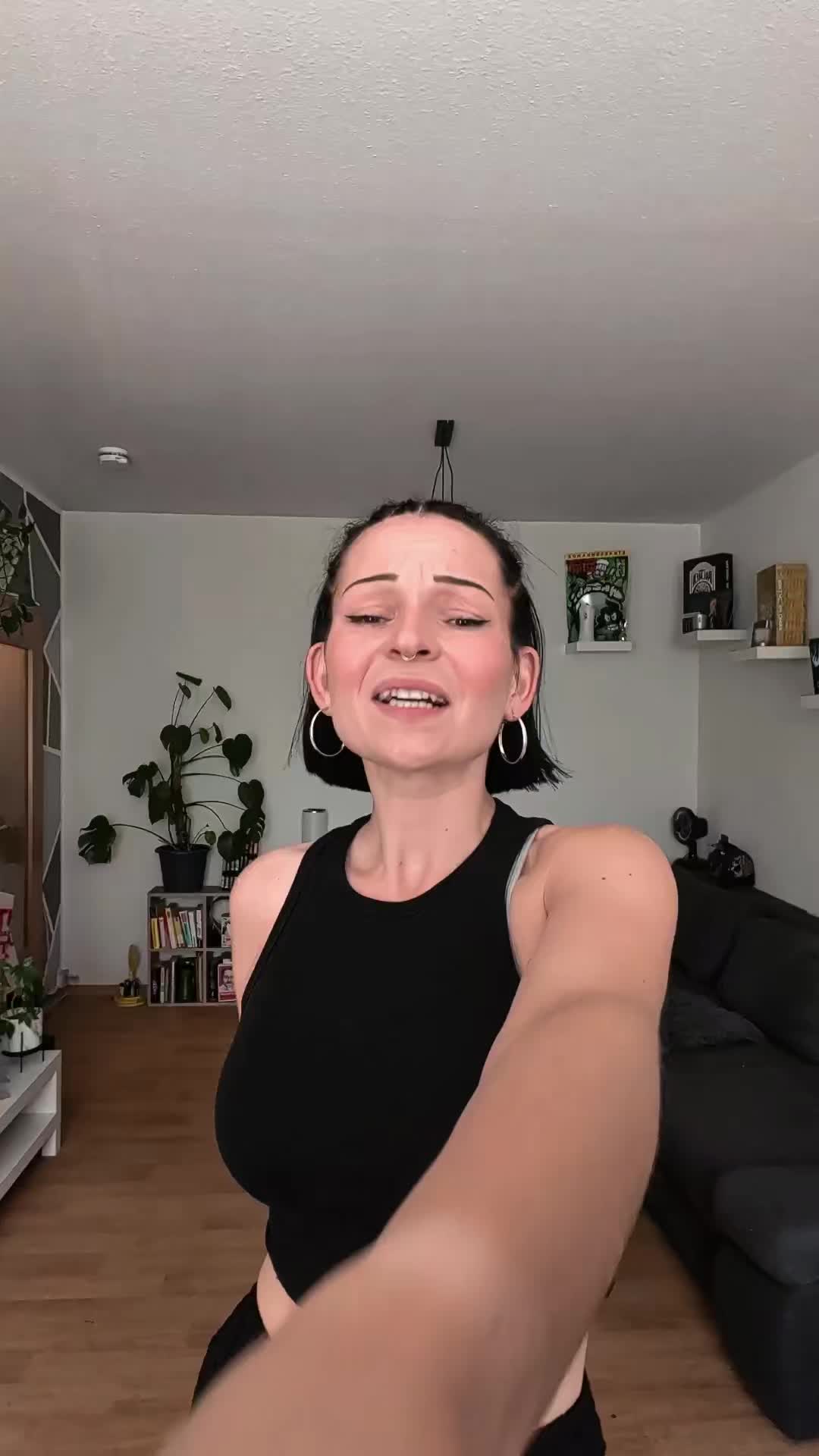 @Tonii.Mahonie