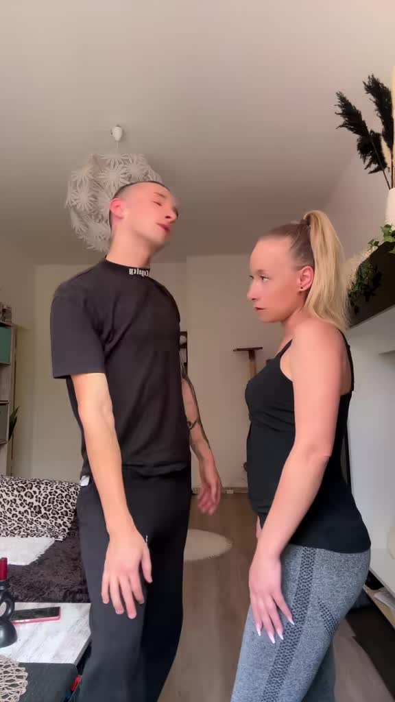 @Itsofficialsimon