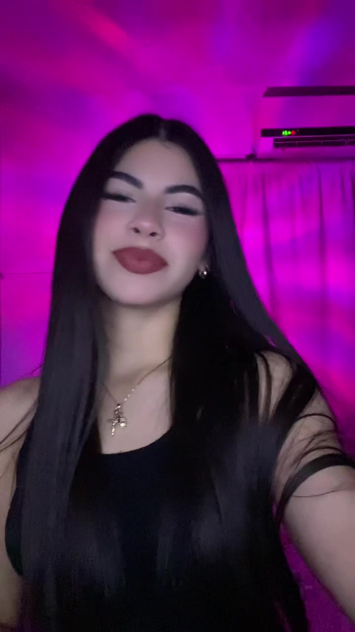 @valentinamonro