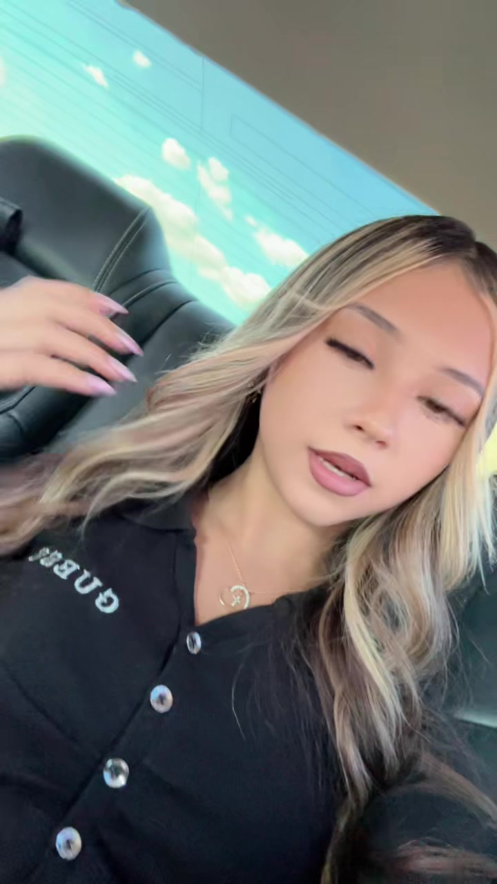 @𝓛𝓪𝔂𝓵𝓲𝓮𝓷💲