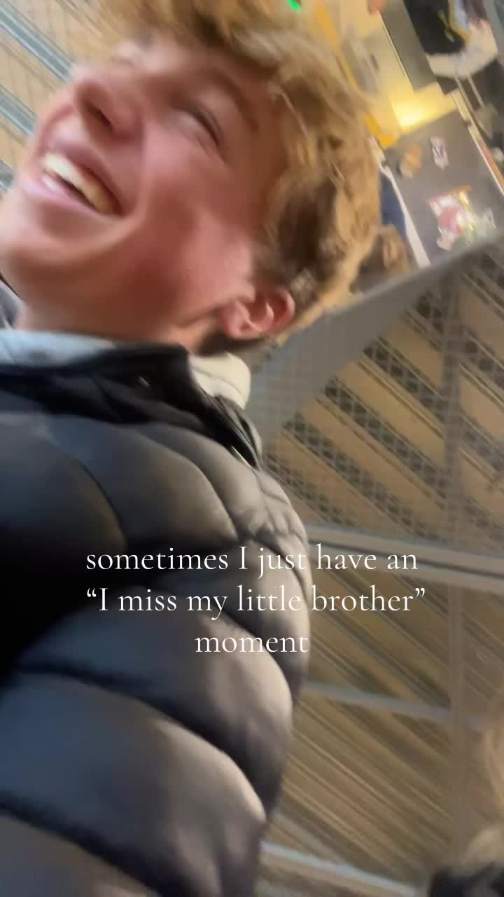 @𝓛.
