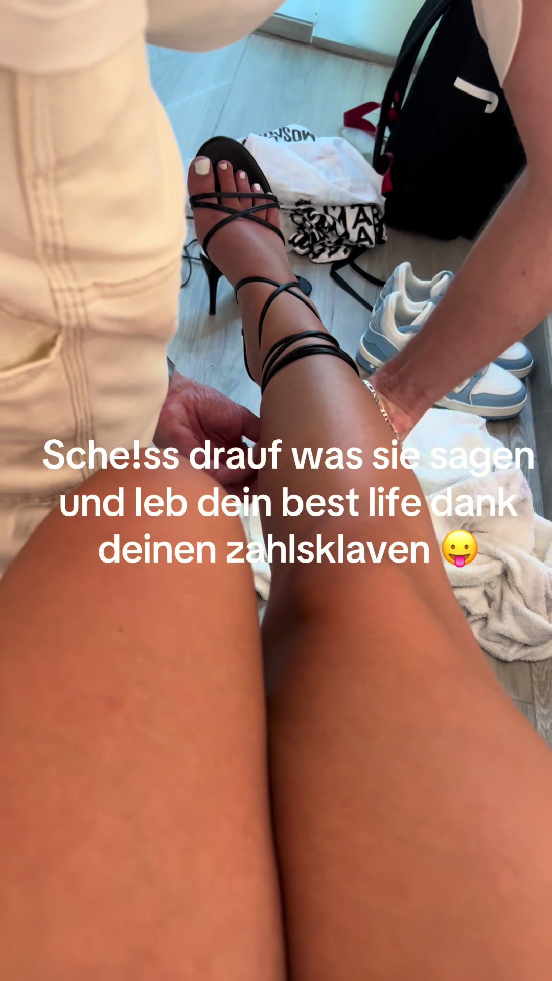 @Godezzzxoxo