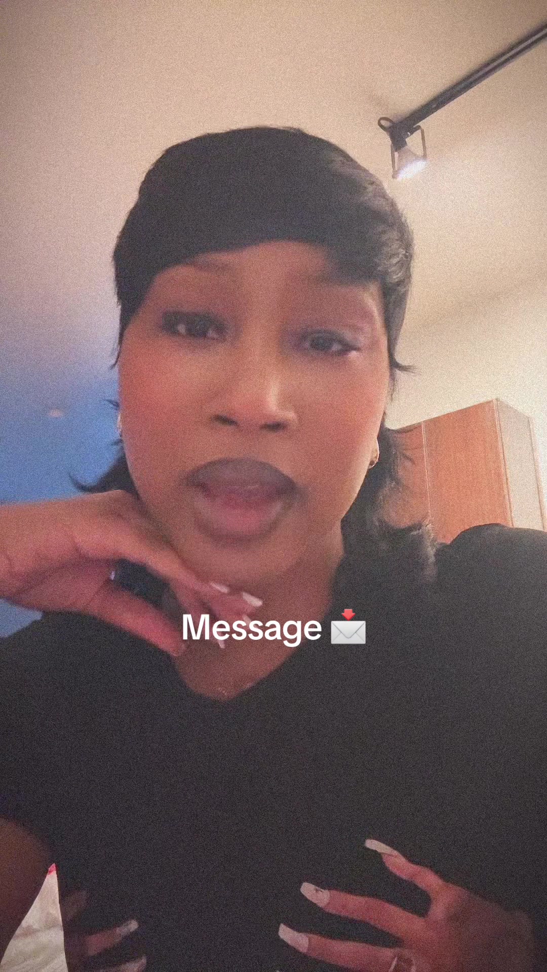 @QweenQweezy