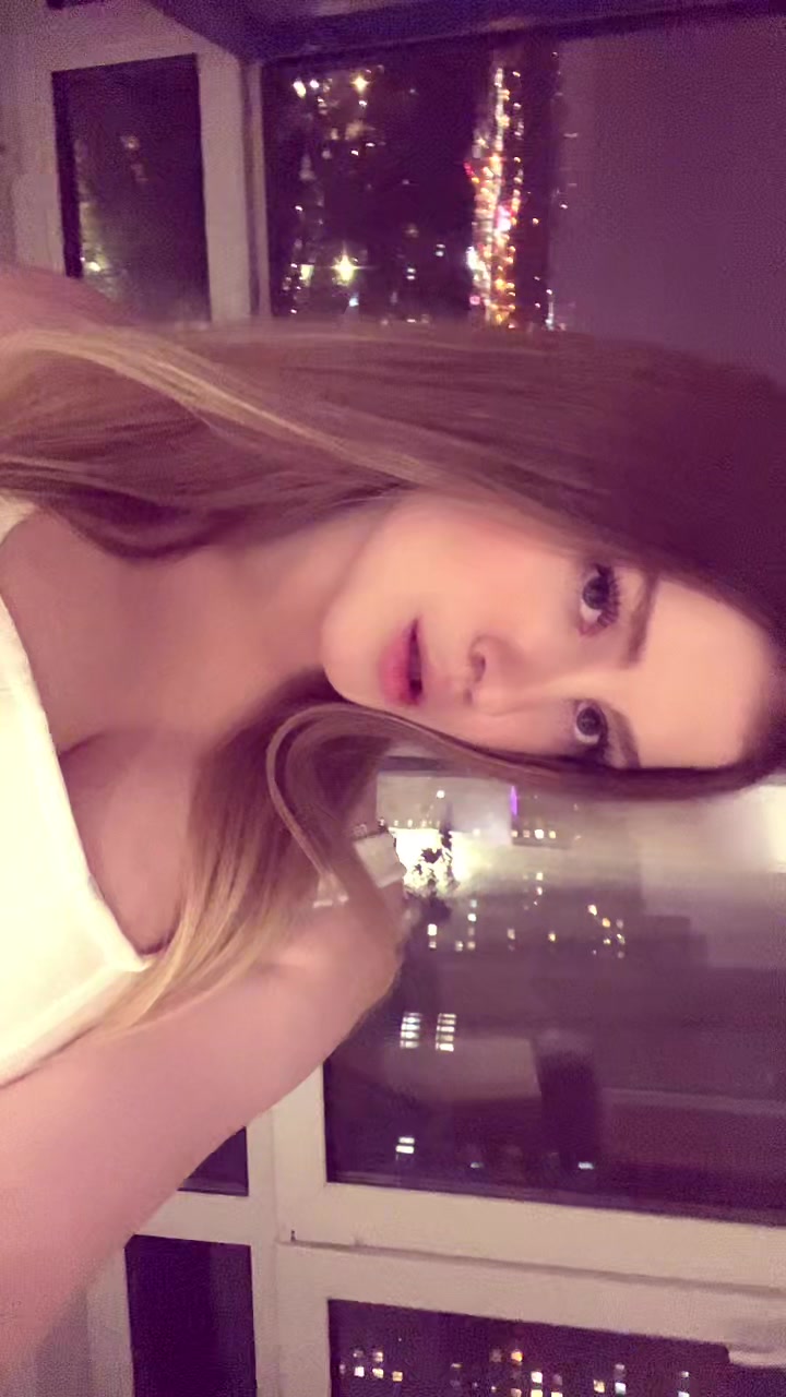 @Анечка🪽