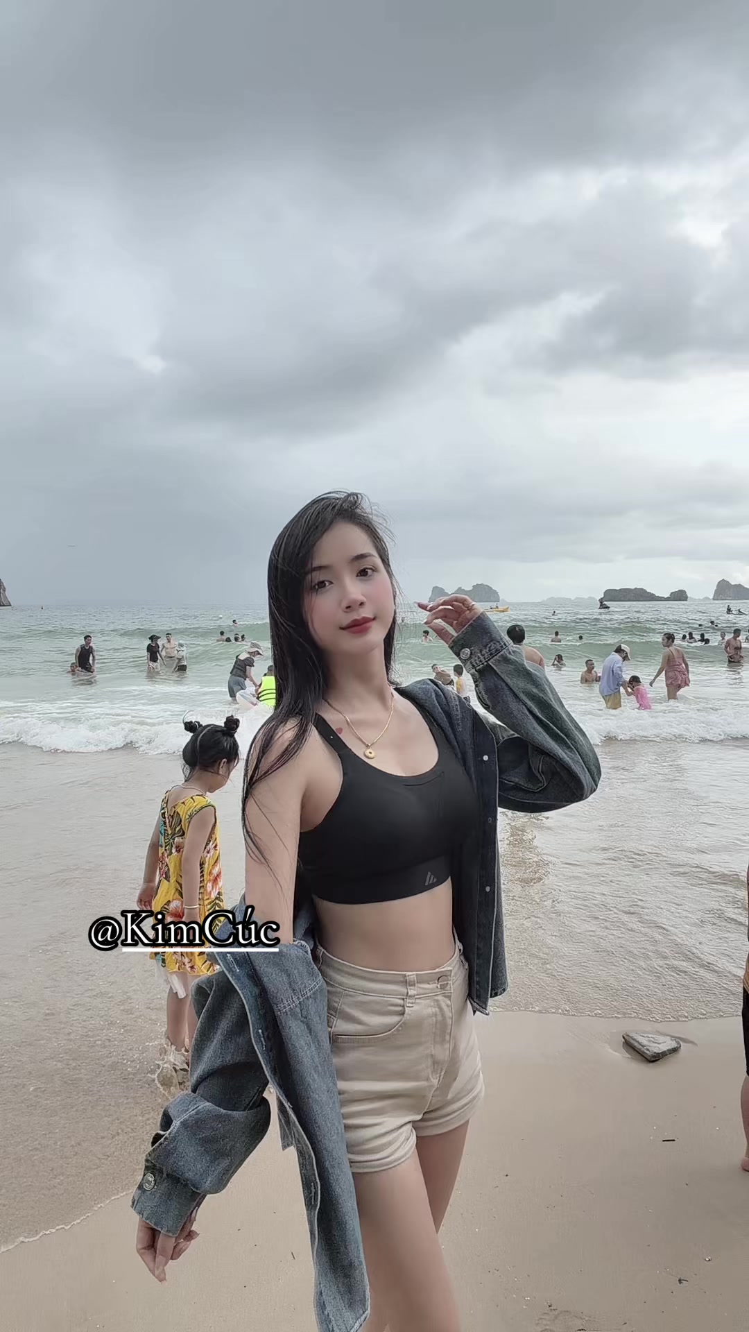@𝑲𝒊𝒎 𝑪𝒖́𝒄 &sup1;⁹⁹⁵🪷