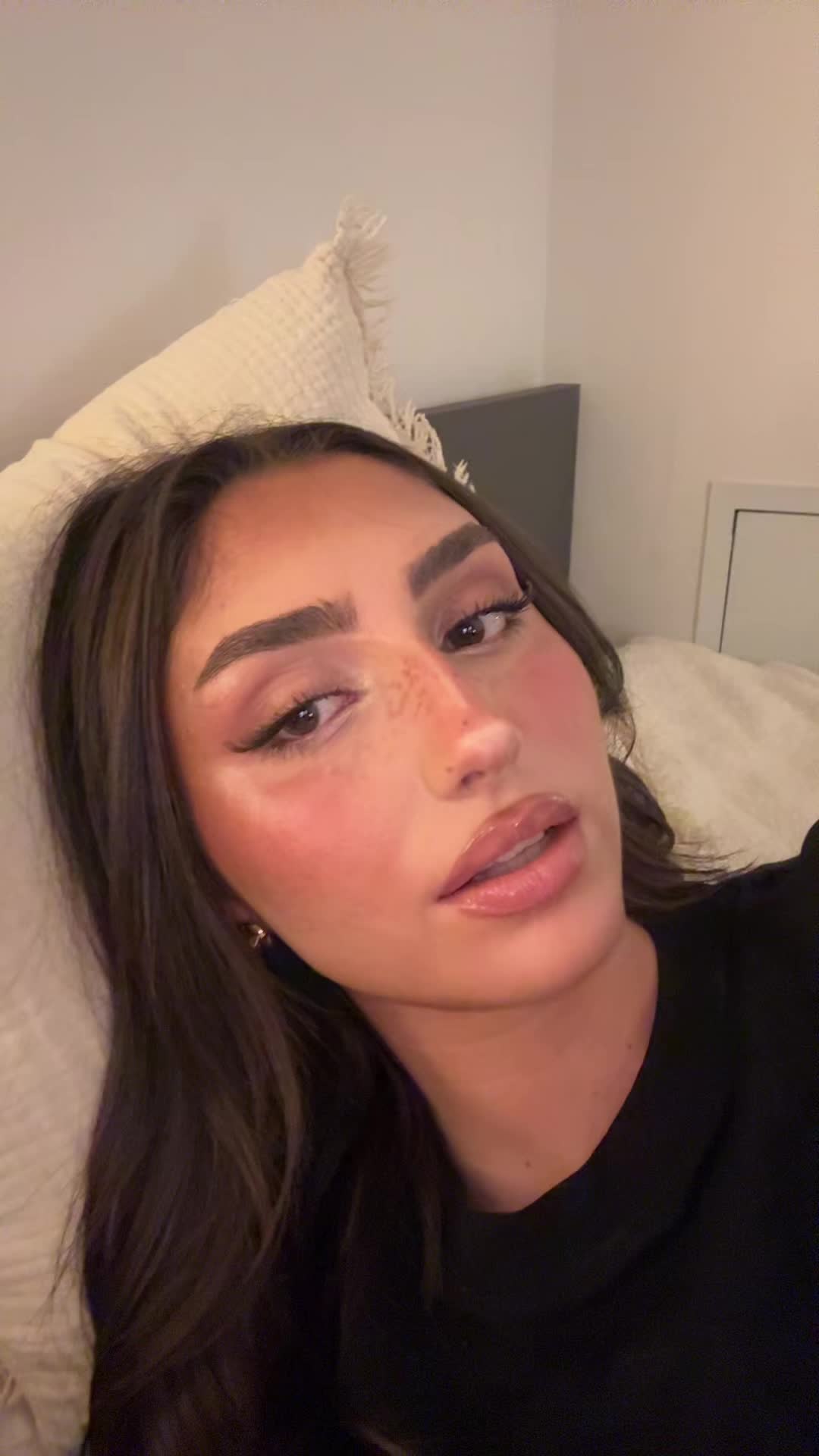 @⠀