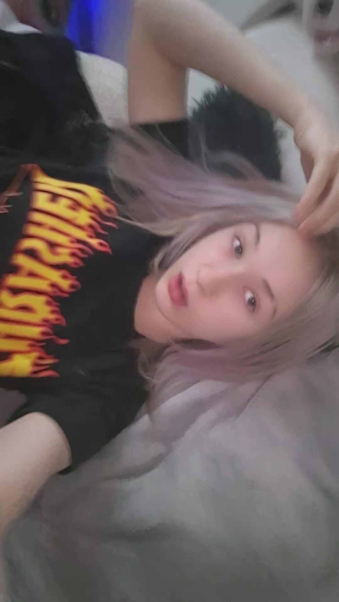 @Leni🃏