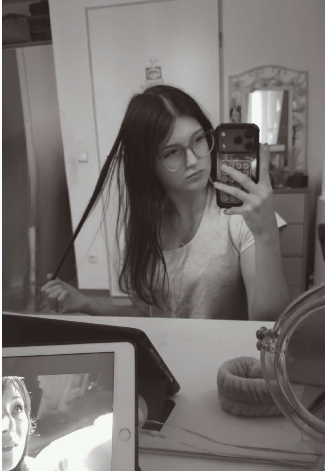 @🧟♀️🧟♀️