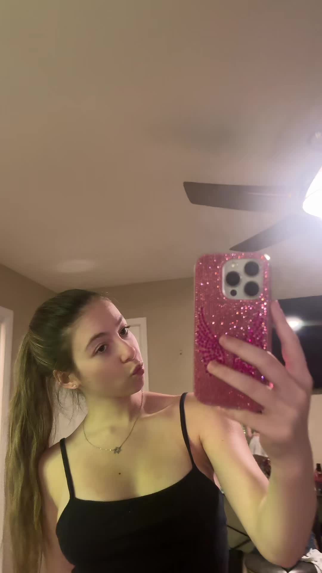 @🫸🏻🔮🫷🏻