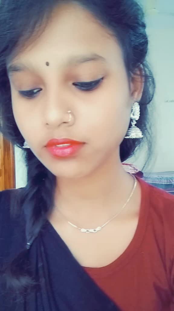 @💕Niveditha👒