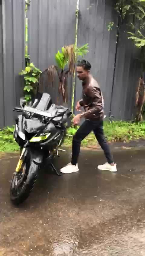 @_mdrashu_