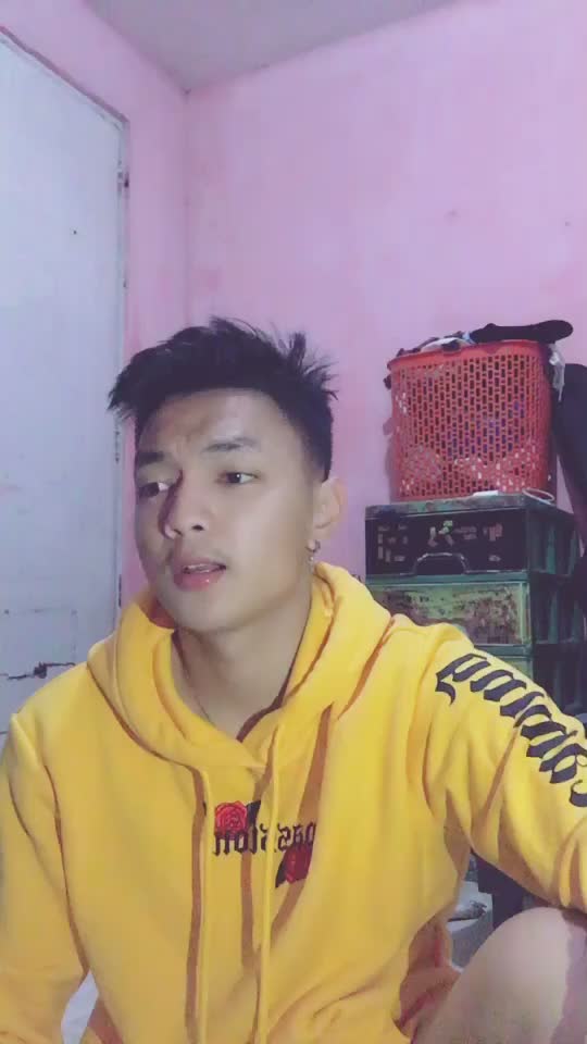 @b a s t y y