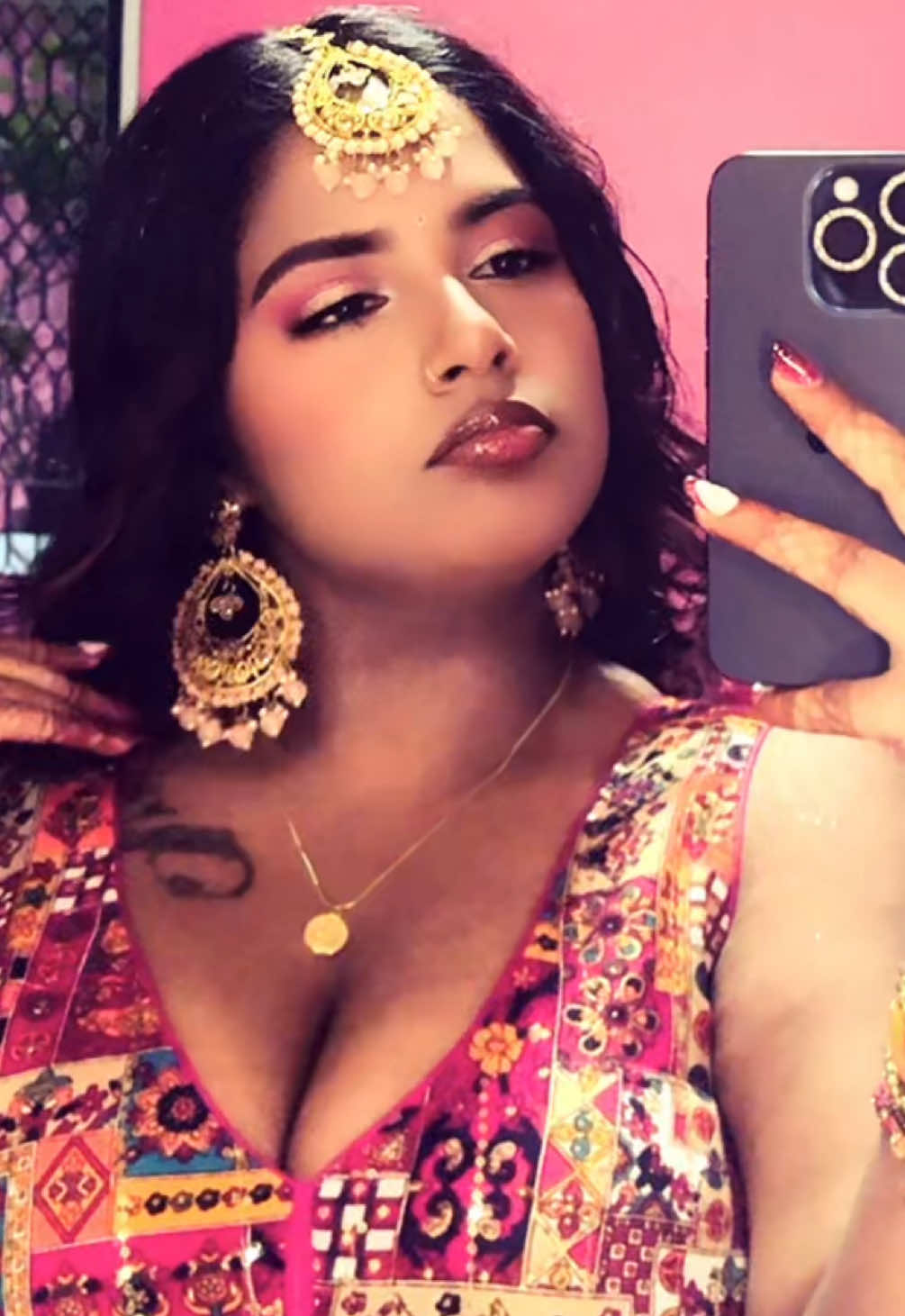 @PRIYANSHIKA